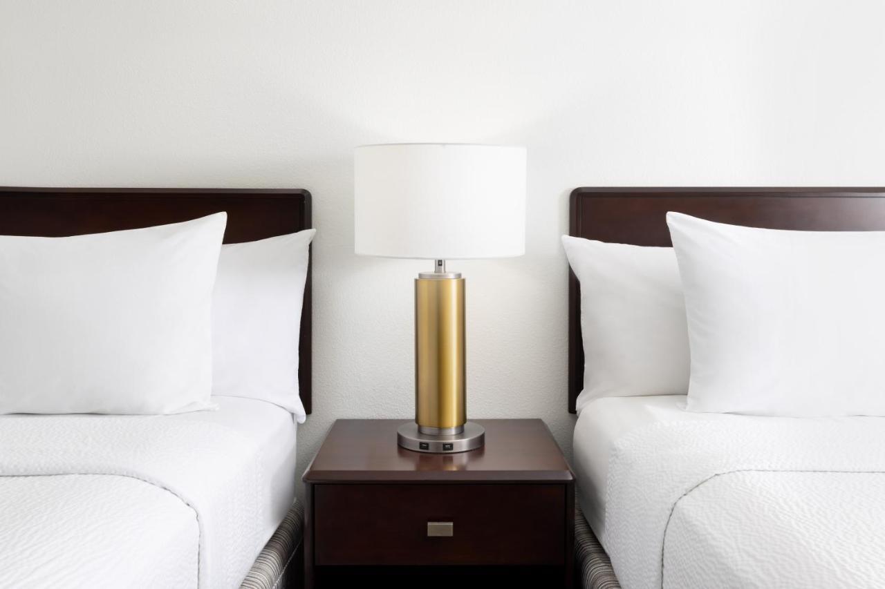 Springhill Suites Φρέσνο Εξωτερικό φωτογραφία